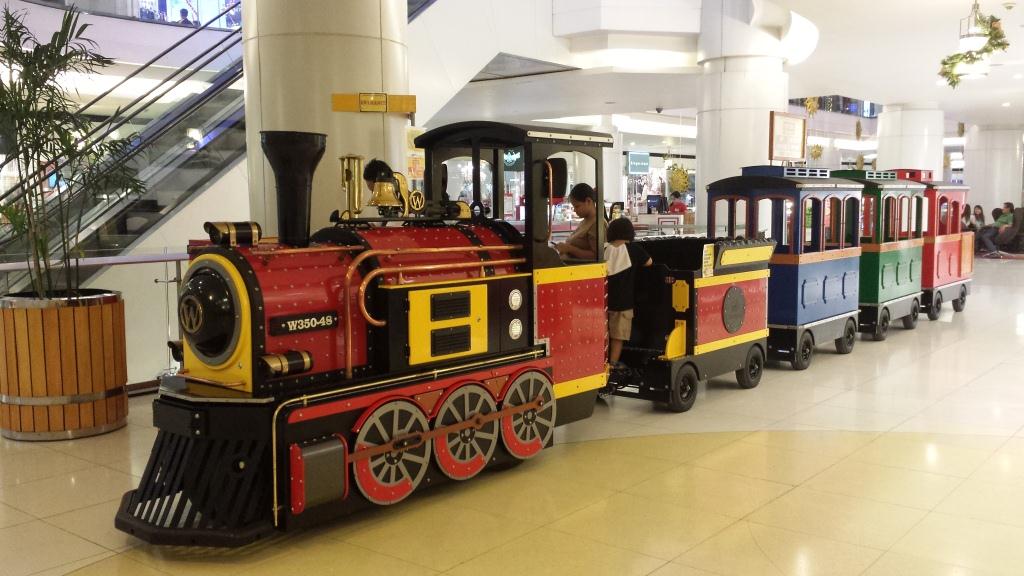 Beautiful mall train from Beston